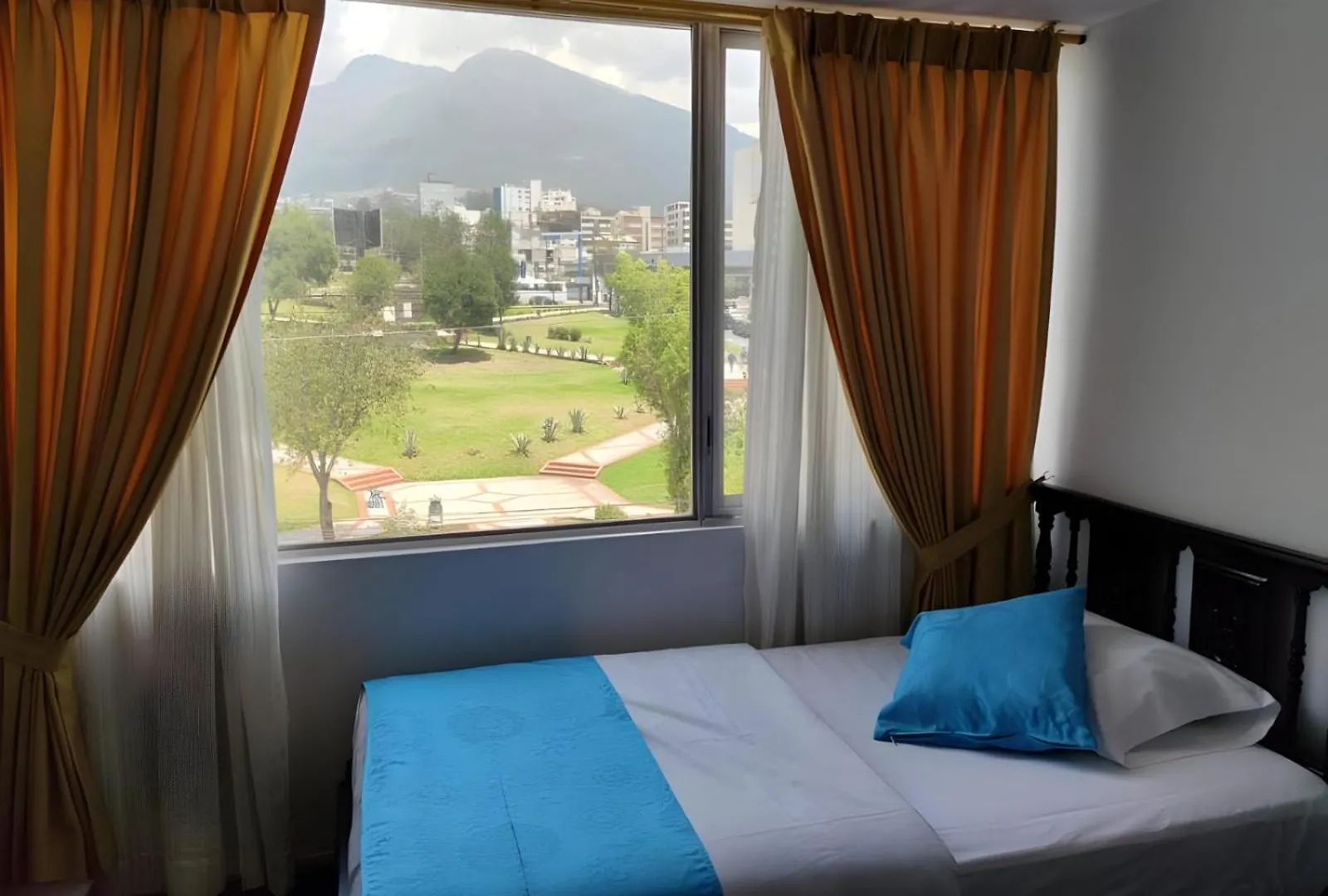 Hotel Santamaria En Quito By Lauza