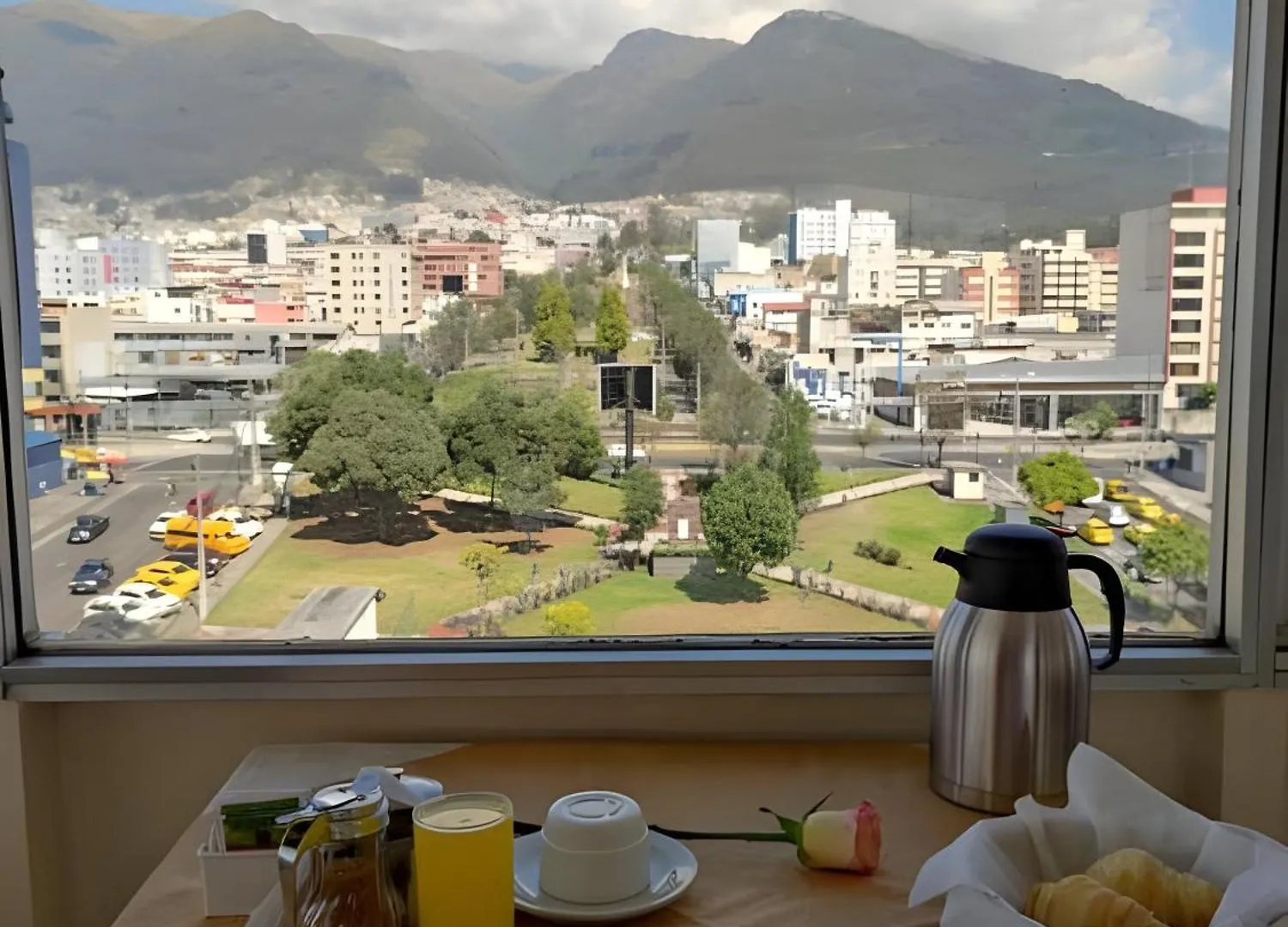 Hotel Santamaria En Quito By Lauza